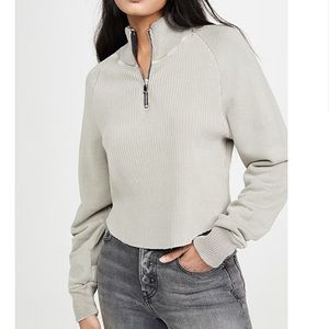 Beijing sand dollar crop sweater